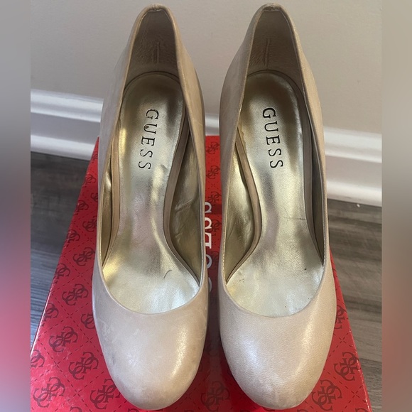 Tan Leather Heels Size 6. - Picture 4 of 6